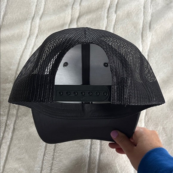 Black/Grey Snapback Hat from Kelly Slater’s, Surf Ranch - brand new! - Picture 2 of 3